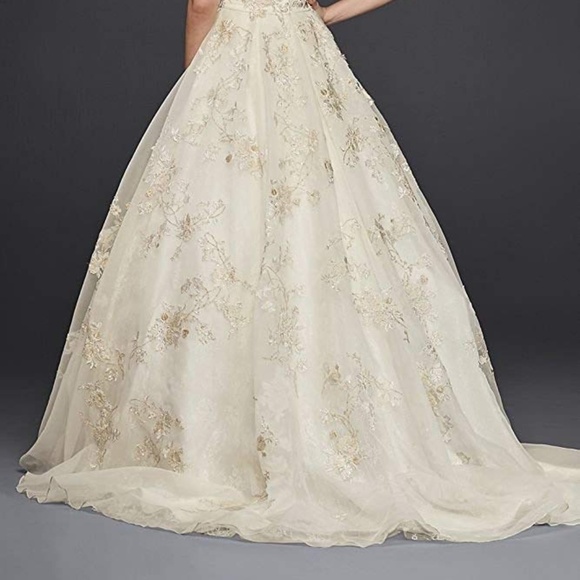 Oleg Cassini Wedding Dress  | Organza Veiled Lace - Picture 2 of 3